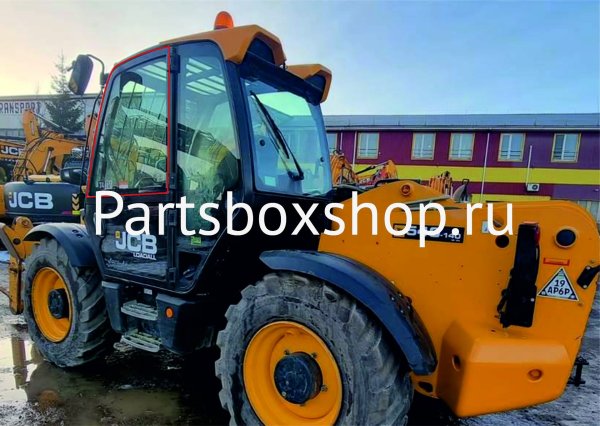 Стекло дверное верхнее JCB 540-140 (965*833) KMK